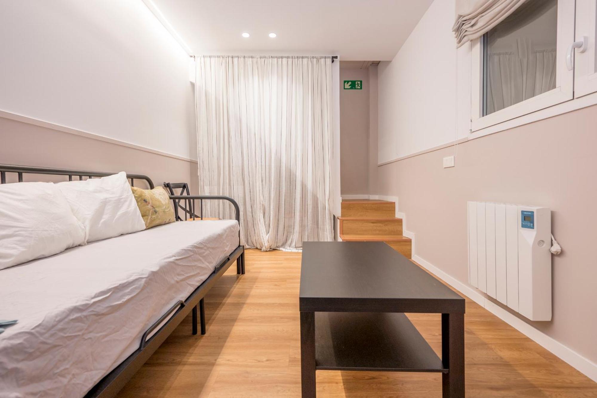 Confortable 2H Y 1B Delicias-Madrid Rio 外观 照片