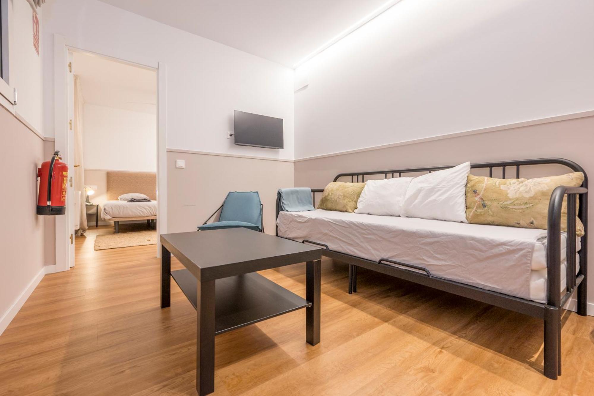 Confortable 2H Y 1B Delicias-Madrid Rio 外观 照片