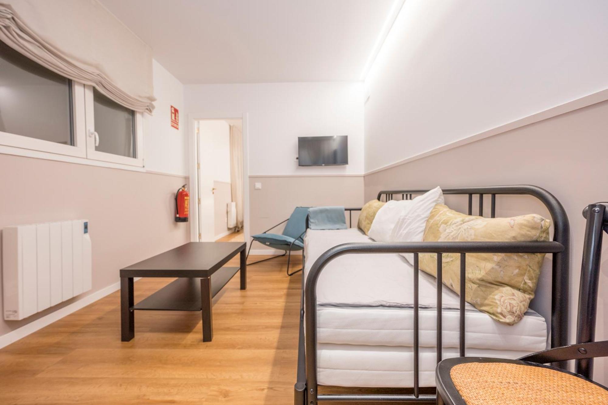 Confortable 2H Y 1B Delicias-Madrid Rio 外观 照片
